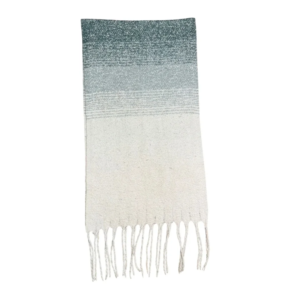 Mer-Sea & Co Scarf Womens OS‎ Green Cream Excellent Ombre Knit Fringe Wrap